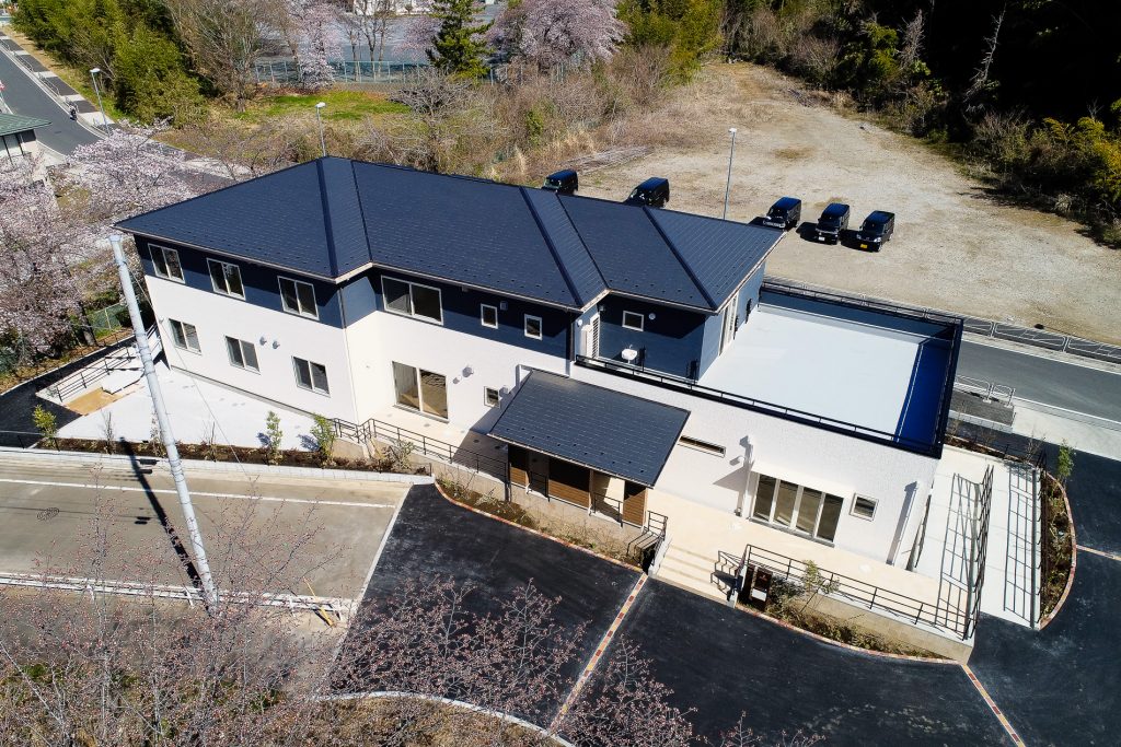 シップス上空より